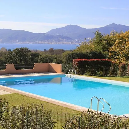 Porticcio - Jolie Dans Avec Piscine
